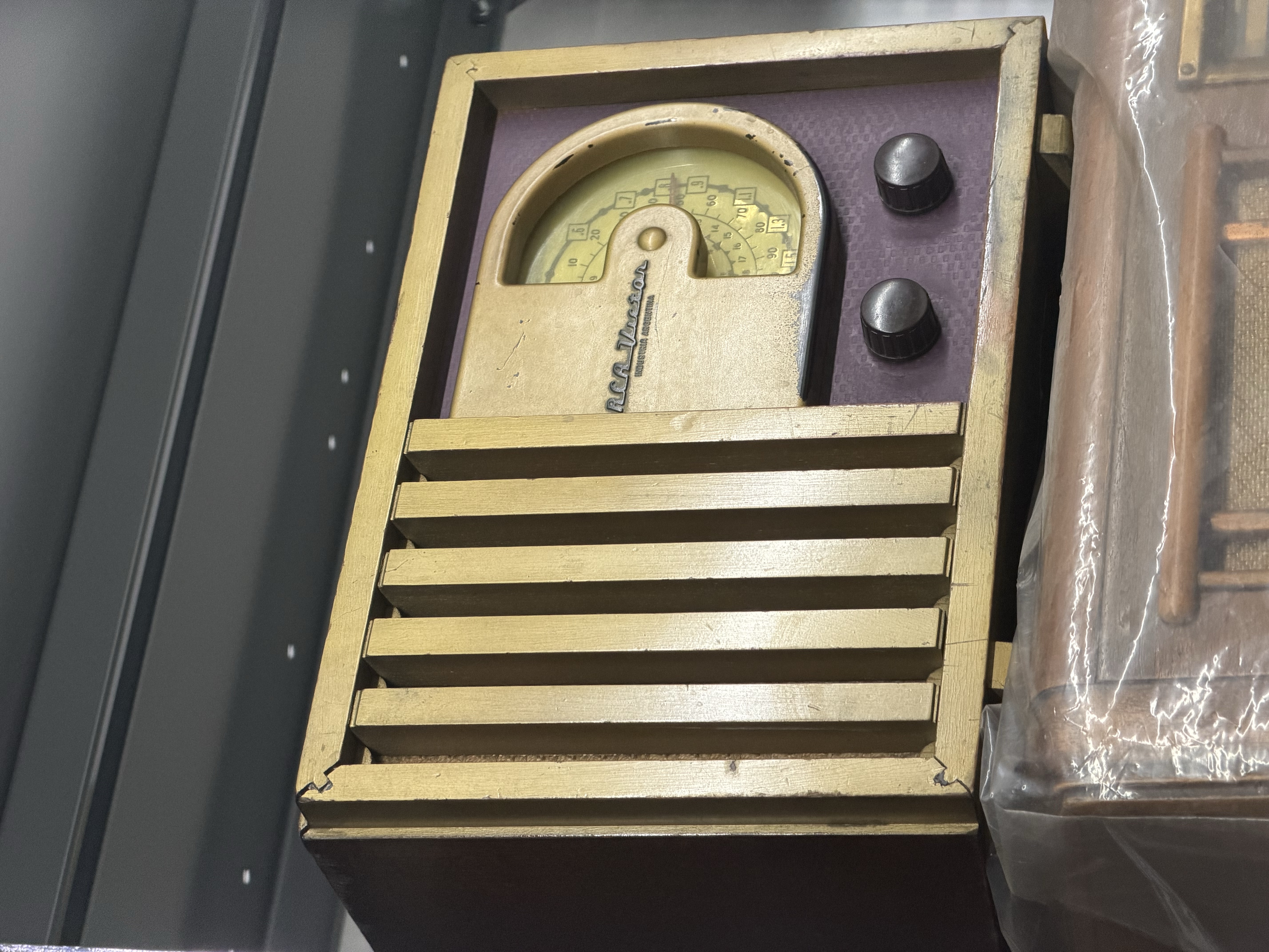 Admiral radio reloj de mesa